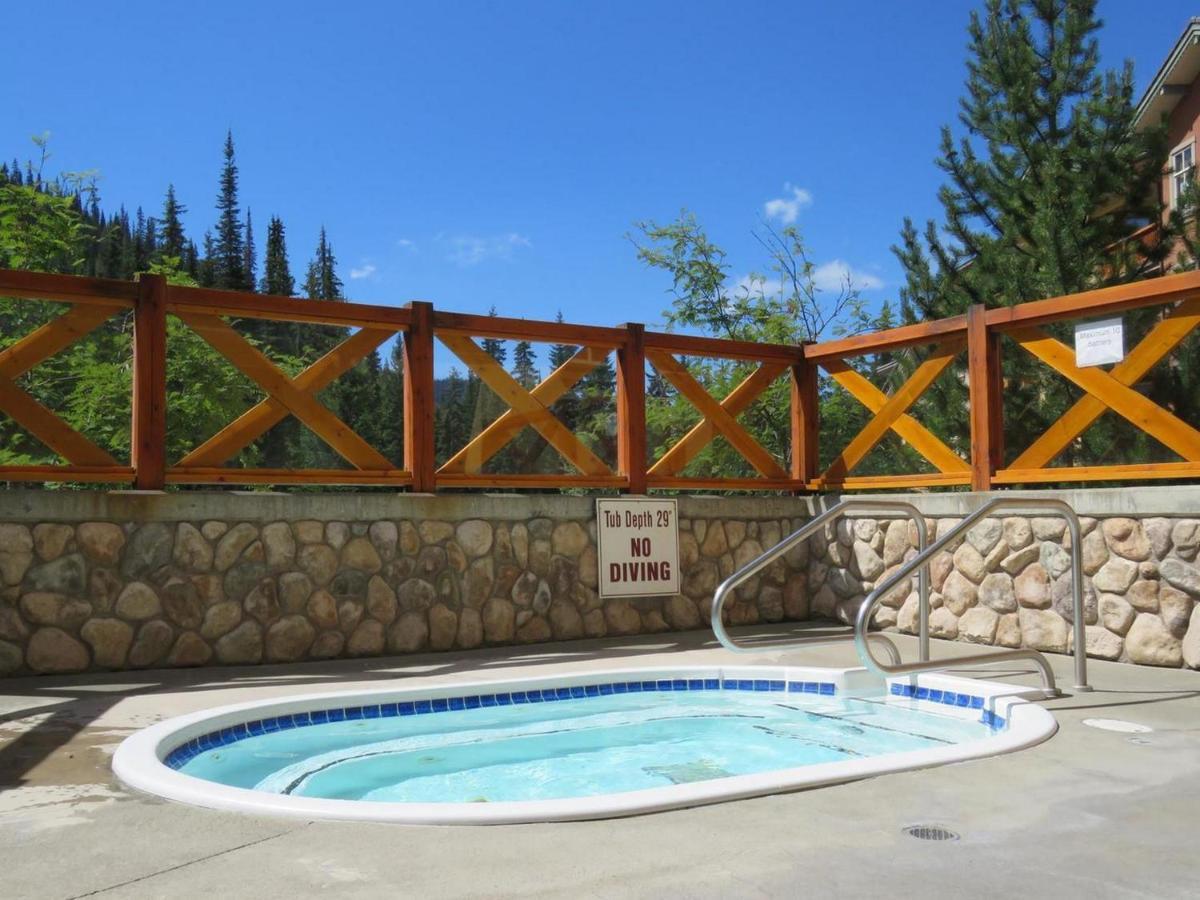 Holiday Home Sun Peaks Luaran gambar