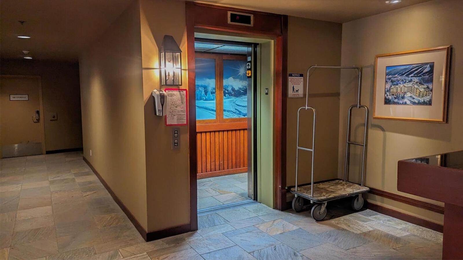 Holiday Home Sun Peaks Luaran gambar